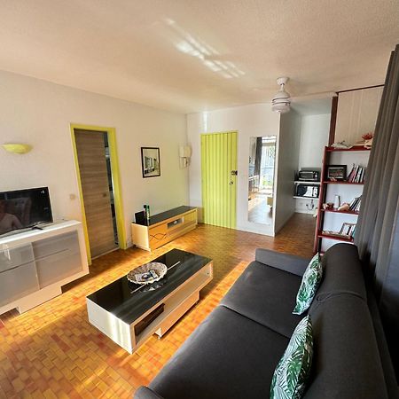 Marina Apartment Lazaret Luaran gambar